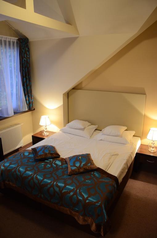 Agat Hotel Лодз Стая снимка